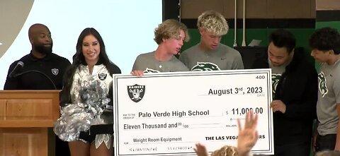 Las Vegas Raiders donate $11k to Palo Verde High School's athletic program