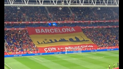 Estremecedor himno de España que canta Cataluña a la Selección Española 18 años después en Cornellá