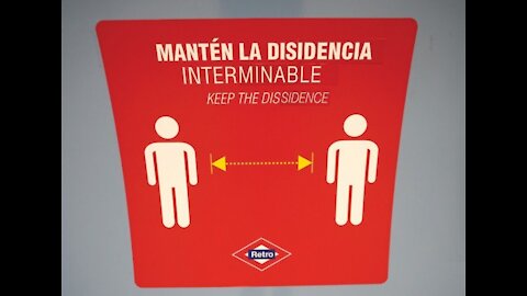 Mantén la disidencia interminable - Intervención artística en el metro de Madrid.