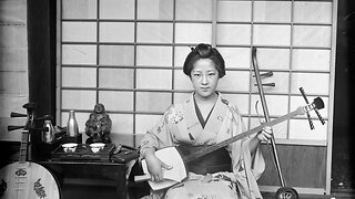 A Japan that no one knows. A maiden playing the shamisen. Shimotani Shrine