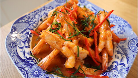 How to make Thai curry fried prawn (Shushee Gung)