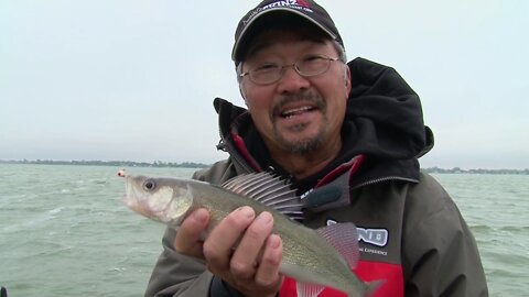 MidWest Outdoors TV Show #1635 - Lake Poinsette, SD Perch with the Skinzit Crew