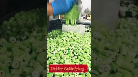 oddly satisfying 🌈 video#oddlysatisfying#oddly#fruitcutting