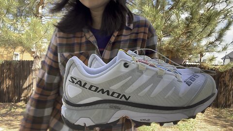 This is a pair FAKE Salomon shoes .How you think about its quality?