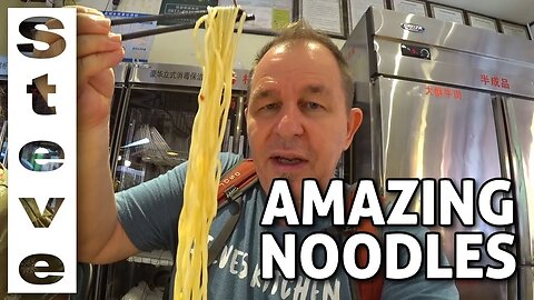 AMAZING CHINESE NOODLES 🇨🇳 - Better than Ramen?