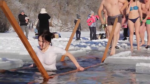 HOT GIRLS ICE COLD BATHING #91 WINTER @2024"