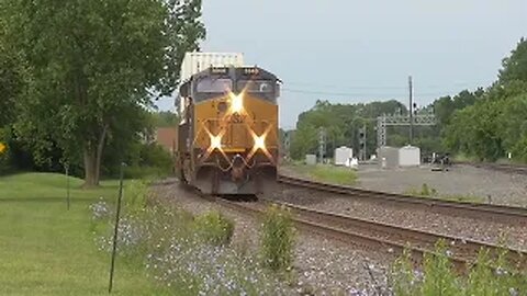 CSX Intermodal Double-Stack Train From Berea, Ohio July 8, 2023