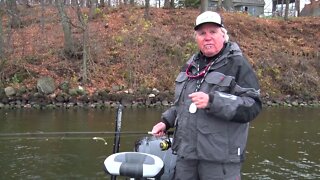 MidWest Outdoors TV Show #1625 - Tip of the Week on the Power Pole