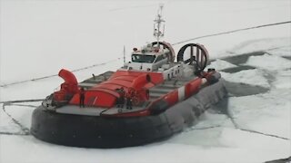 How a hovercraft helps Canada combat spring flooding