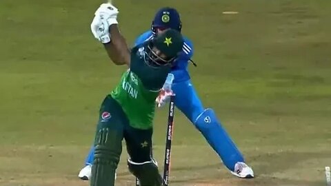 Fakhar zaman Out Fakhar Zaman wicket Pakistan vs India Asia Cup