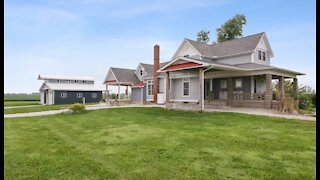 Modern Farmhouse In Kokomo, Indiana Walkthrough A Airbnb