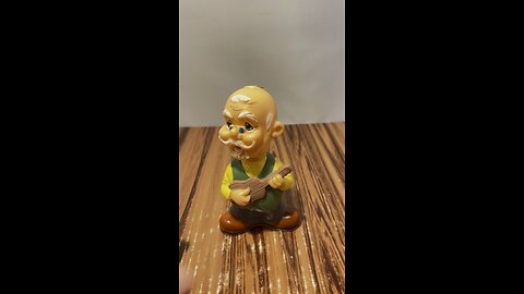 Vintage Wind Up Old Man Bobble With guitar by Trade Mark Alps Japan WORKS