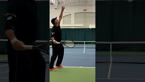 tennis elbow arm sleeve down the T serve #shortvideo #sports #tennis