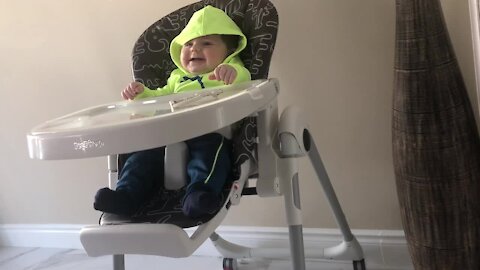 Adorable baby can't stop laughing at mommy's fingers