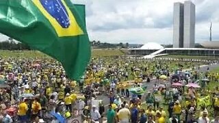 Urgente! Manifestantes continua nas frentes de Quartéis - Brasília Pegando fogo