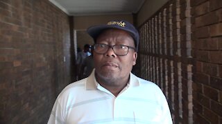South Africa - Johannesburg - Schools online applications (Video) (3se)