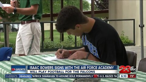 Isaac Bowers signs to play football at the Air Force Academy