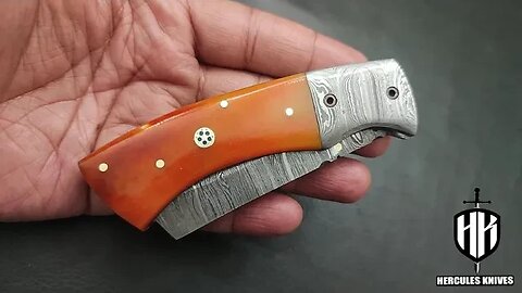 Folding Knife Pocket Knife Hand Forged Damascus Steel Hunting Knife Liner Lock Handmade Folding