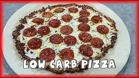 [Keto] Low Carb Pizza (Flourless with no cauliflower!)