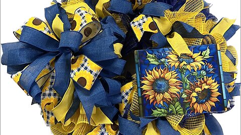 Blue Sunflower Faux Stained Glass Deco Mesh Wreath| Hard Working Mom |How to