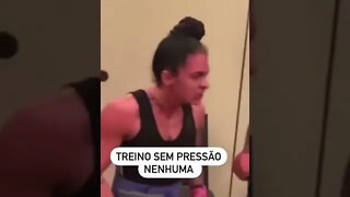 TREINO SEM PRESSAO NENHUMA ( MEME ) ( VIRALIZOU ) #shorts #rir