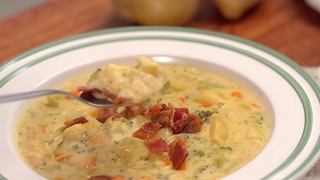 Loaded Broccoli Potato Cheddar Soup