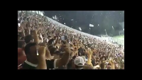 Explosão da torcida com o gol do Nenê - Vasco 3x2 Nova Iguaçu (1x0) ²