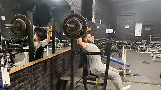 90kg shoulder press