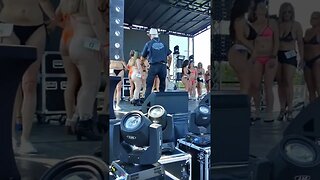 Bikini Contest Hot Rod Harley-Davidson