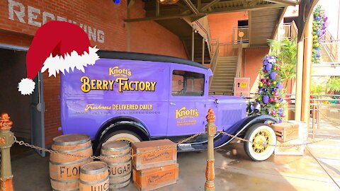 Berry Tales Ride - Christmas Time At Knott's