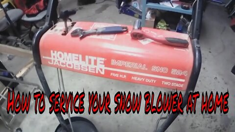 Barn find Homelite Jacobsen snow blower. How to service the Tecumseh engine. #Tecumseh #snowblower