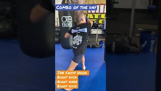 Combo of the day - Muay Thai Jab Cross Hook Right Kick Right Knee Right Kick