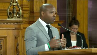 Milwaukee mayor proposes 1st budget, includes cuts to services