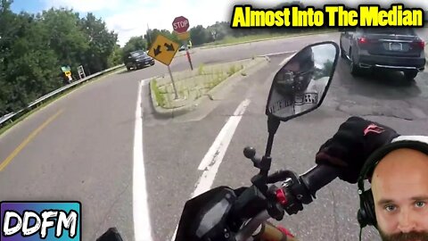Yamaha FZ09 Highside Close Call! (Stream Highlight)