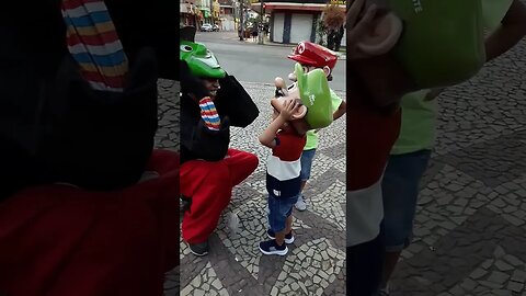 SUPER PULOS NINJAS DO FOFÃO, O MÁSKARA E PATATI DANÇANDO NA CARRETA DA ALEGRIA FURACÃO, LIKE