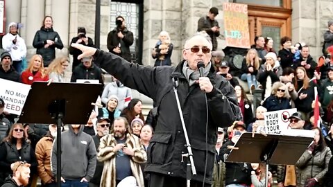 Brian Peckford addresses a peaceful crowd of 10,000 in Victoria, B.C.
