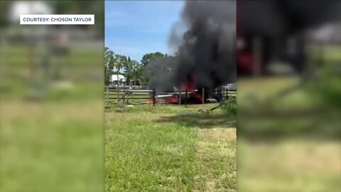 Pilot killed when small plane crashes at Naked Lady Ranch Airport