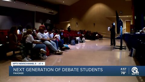 Summit prepares next generation of debate students
