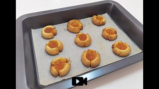 Jam Filled Butter Biscuits / Μπισκότα Βουτύρου Με Γέμιση Μαρμελάδα
