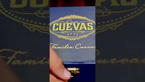 Casa Cuevas Connecticut unboxing! #CigarShowTim #youtubeshorts #shorts #news #tobaccotalkmedia