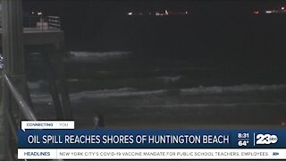 Oil spill reaches shores of Huntington Beach