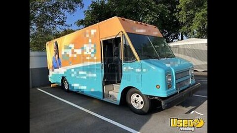 Beautiful 2002 Chevrolet Workhorse Mobile Clothing Boutique | Fashion Truck w/ Generator for Sale