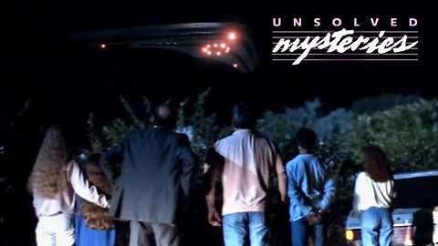 New Yorkers Captivated and Confused by MAJOR Sightings 🛸 | Unsolved Mysteries
