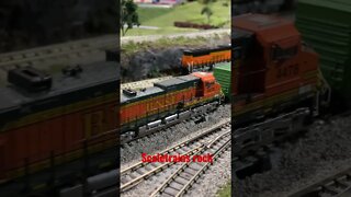 N Scale high detail engines