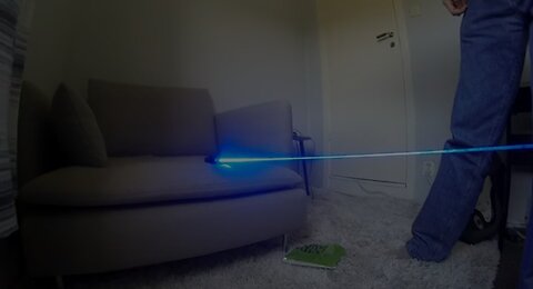 Powerfull 4500 mW Blue laser Demonstration