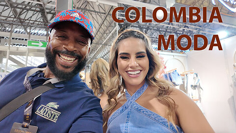 Black Man Visits Medellin Colombia Fashio Expo