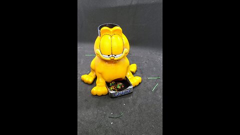 Garfield dice tower now available