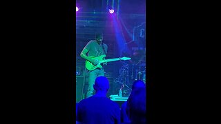 Greg Howe live