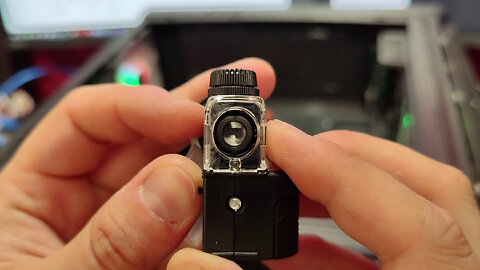 Portable microscope for smartphone video camera