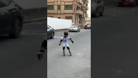Skating Class for Kids in Dubai 🛼🇦🇪 #skateweaver #indian #skater #learntoskate #funkids